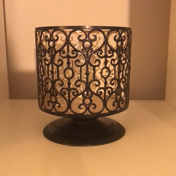 ✨HOST PICK✨ 💕BRAND NEW NEVER USED Bath & Body Works Beautiful Candle Holder💕 - Picture 1 of 5